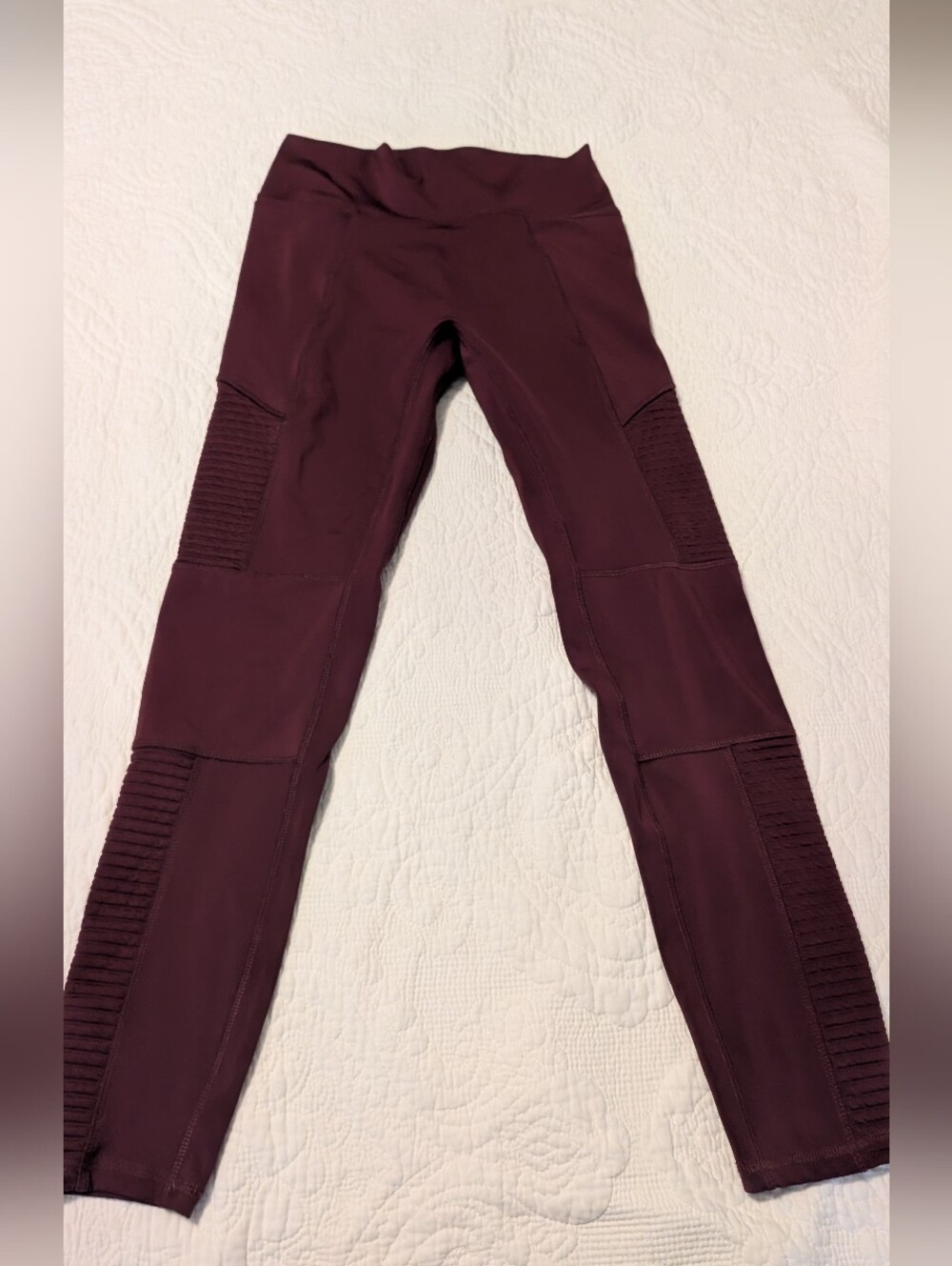 Fabletics Motion365+ High Waisted Moto Leggings Burgundy Size M
